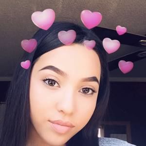 Meet your Posher, Michaela